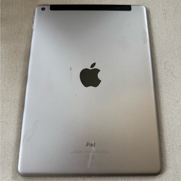 🍏 Apple iPad 5th Generation - Picture 7 of 14